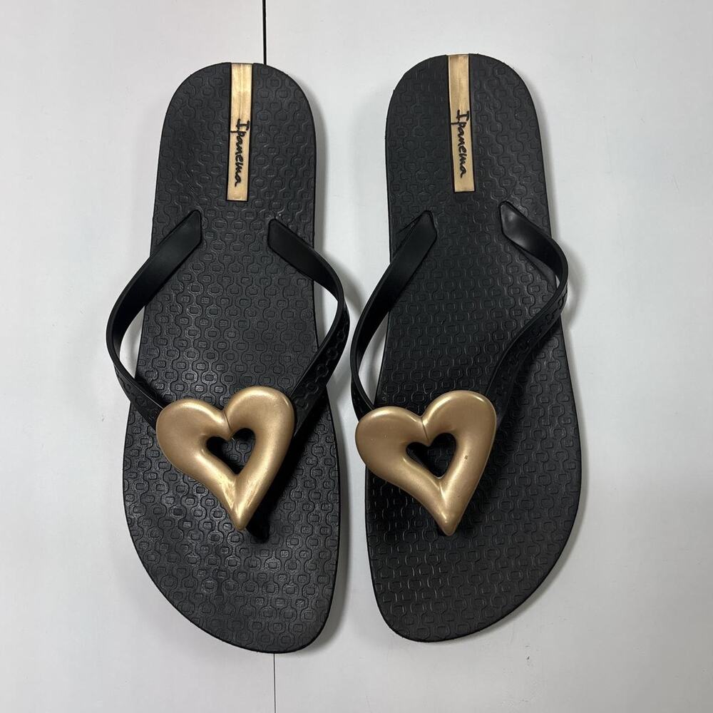 Ipanema Wave Heart Black And Gold Flip Flops Size 9